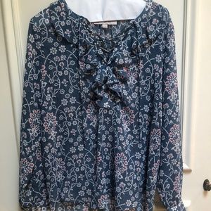 Loft blouse size XS but runs a bit fuller